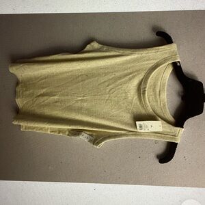 Sleeveless Scoop Neck Tank Top - Cream Color